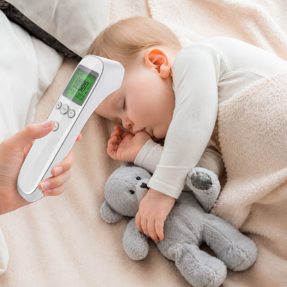 le thermomètre frontal pour bébé ne dérange pas bébé pendant sa sieste